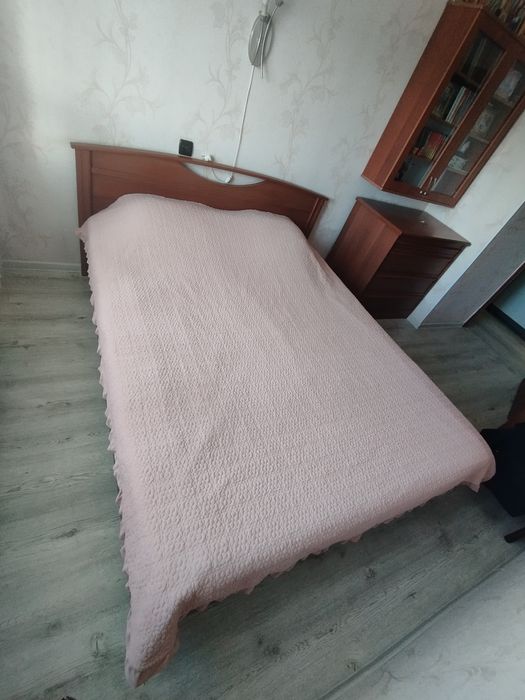 Продам  кровать .