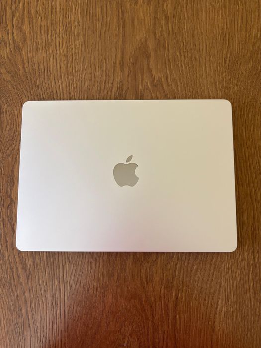 Macbook Air 13 2022 года