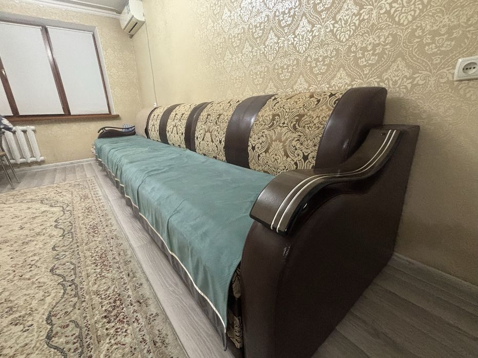 Отдам бесплатно диван б/у.. Самовывоз