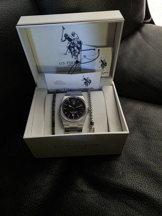 Часовник и гривни U.S polo assn нов