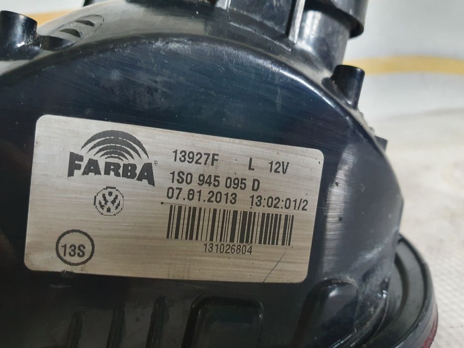 Stop stanga VW UP dupa 2012 cod 1S0945095D
