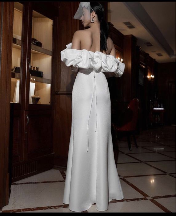 Продам платье 40000