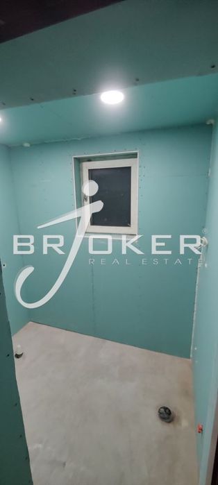 Продава се Къща в Кърджали, Резбарци - 80 кв.м за 988 €/кв.м - Снимка #10