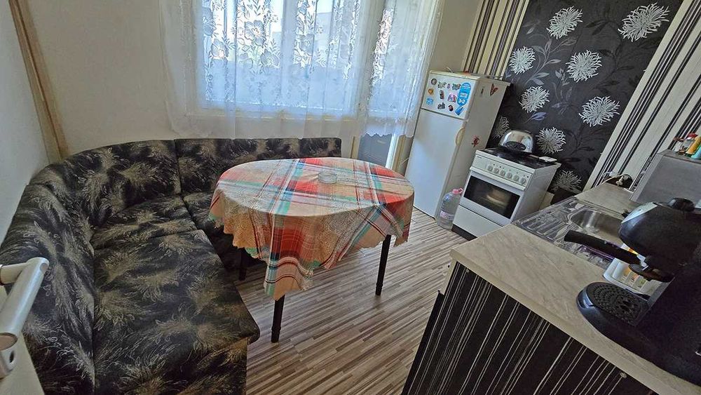 Продава се Двустаен апартамент в Ямбол, Златен рог - 64 кв.м за 1108 €/кв.м - Снимка #12