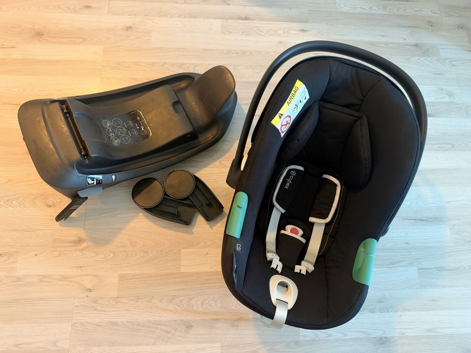 Столче за кола, база и адаптери cybex