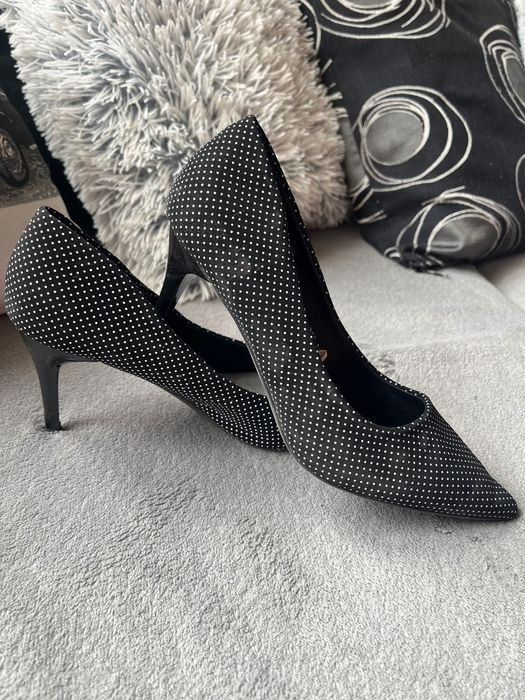 Обувки дамски официални