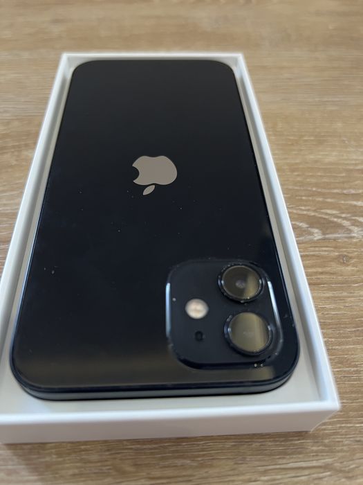 iPhone 12 256GB Черен