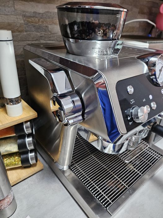 Aparat de cafea delonghi la specialista