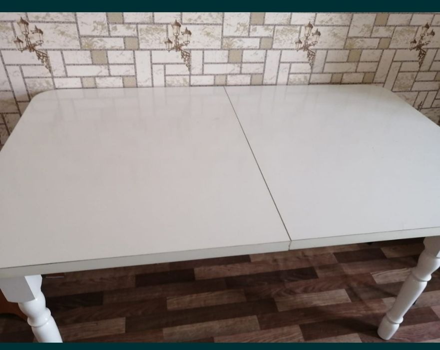 Стол раздвижной белый