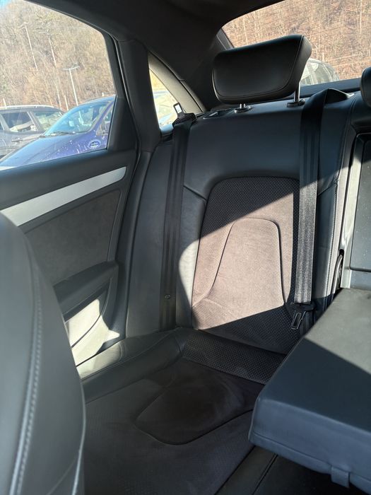 Vand Audi A4 B8, s-line