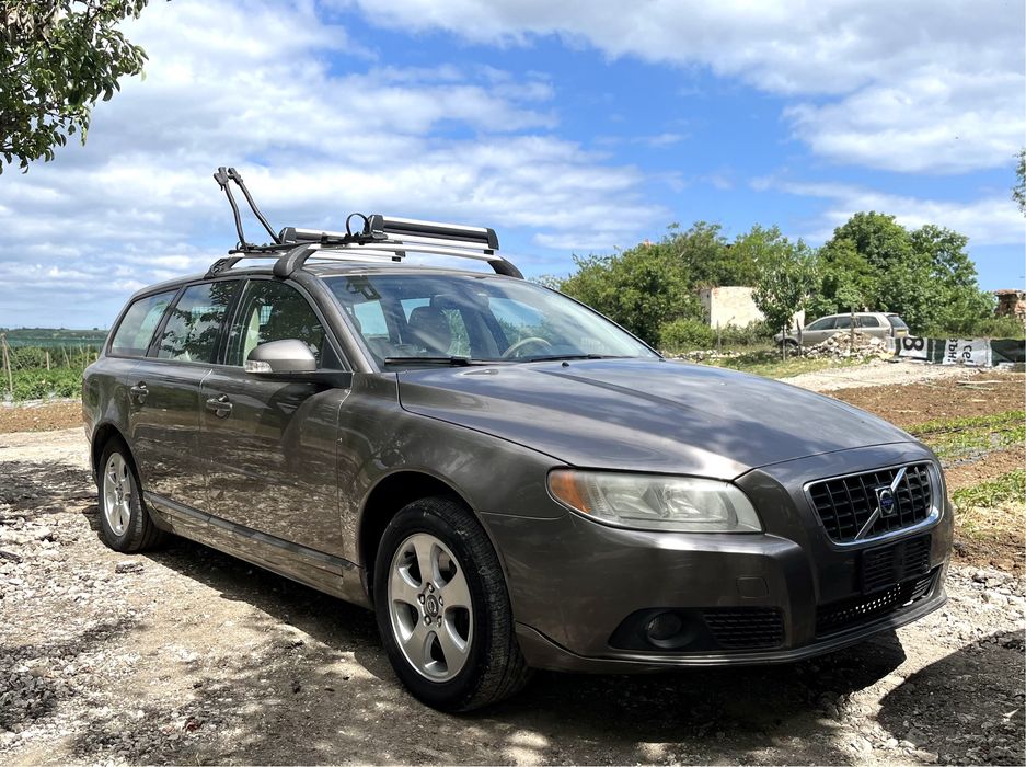 Volvo v70 p3 Двигател Атоматична кутия Компресор Фар Стоп Броня Калник