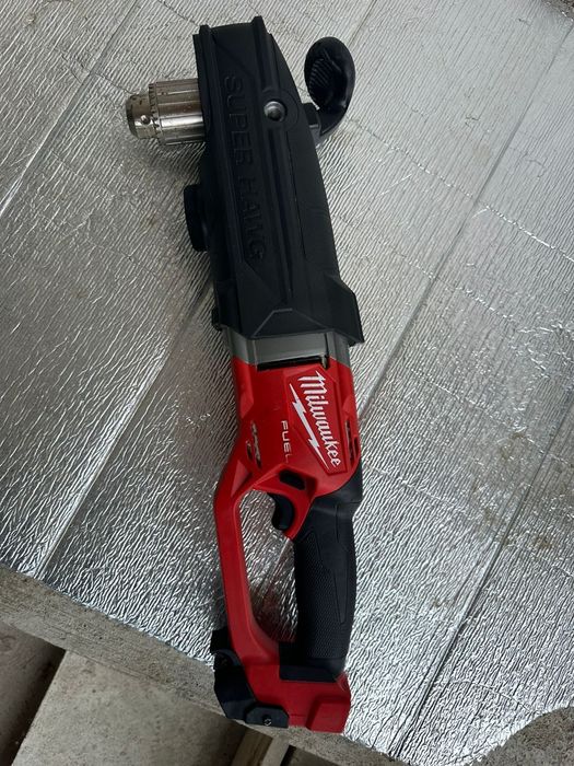 Mașina de găurit la unghi Milwaukee M18FRAD2