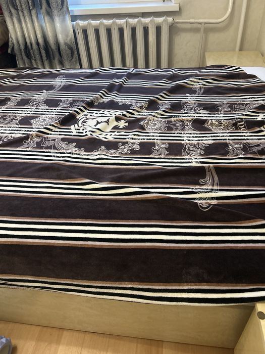 Покрывало и дивандек