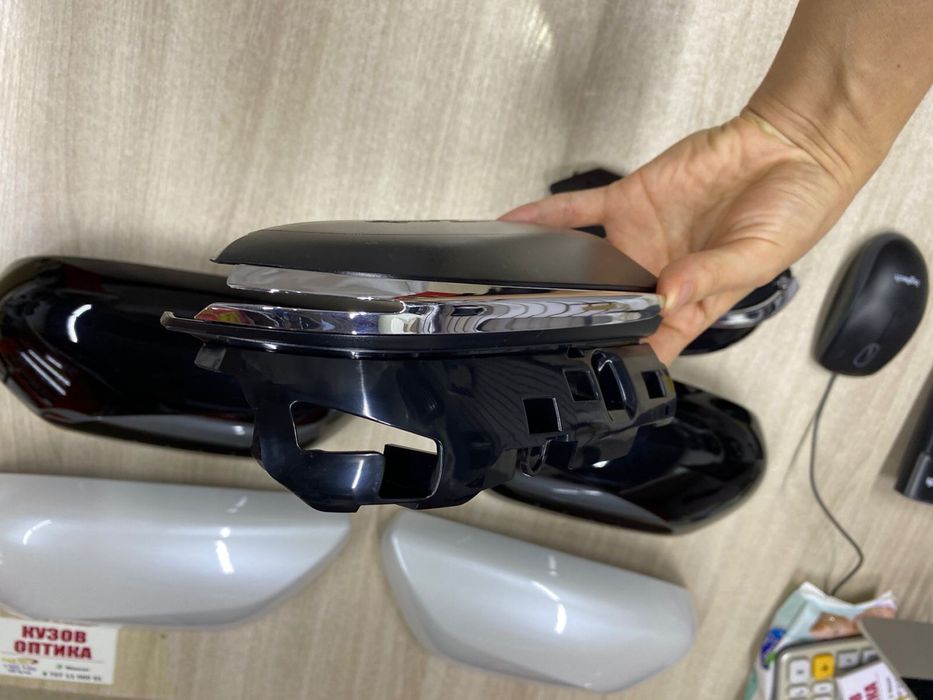 Крышка зеркала Тойота камри 70