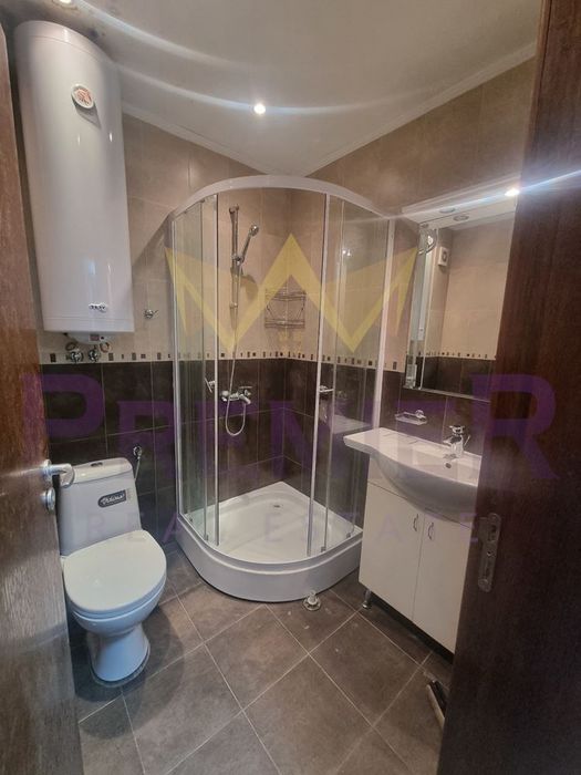 Офис в Варна-Бриз площ 116 цена 3000