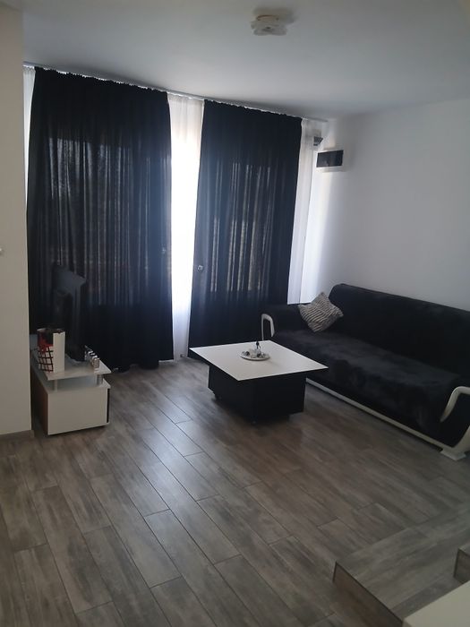 Închiriez casă, parter+ etaj