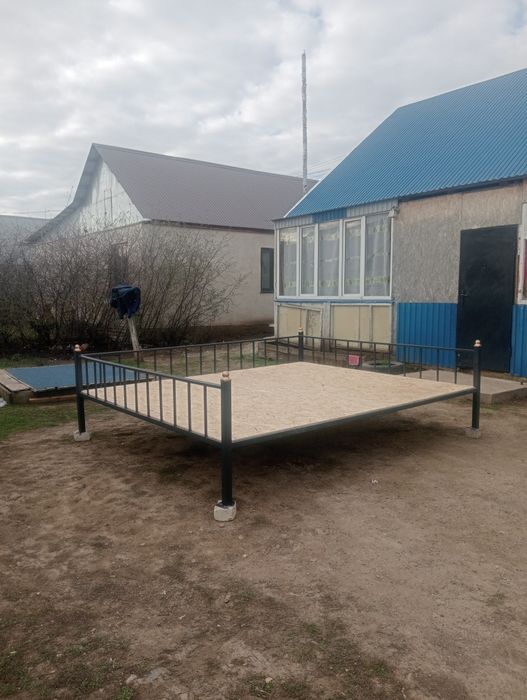Тапчан сатылады Продам Тапчан