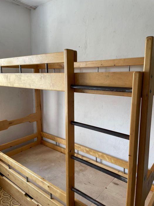 Продам двухъяростный детский кровать