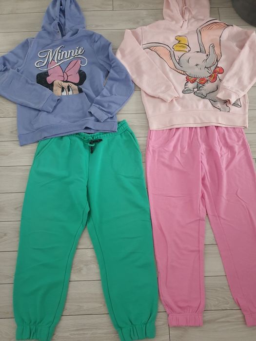 Hanorac cu gluga+pantaloni de trening M/L