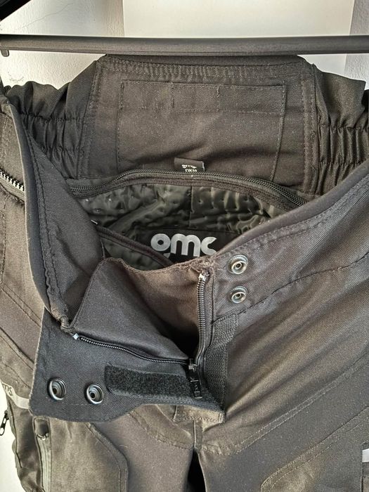 Vând costum moto dama de textil in stare perfectă