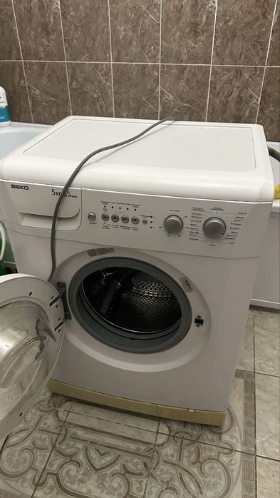 Продам стиральную машину