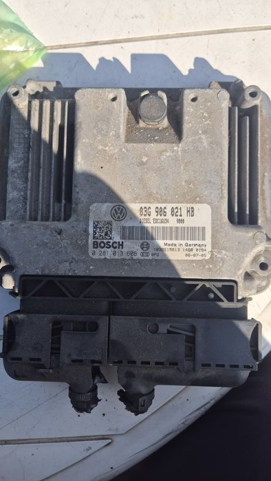 Оригинален Компютър Двигател За Голф 5 1.9 ТДИ