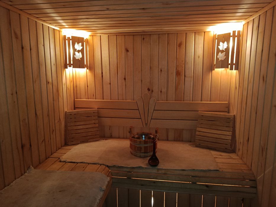 Отличный загородный дом, находится в хорошем тихом районе.