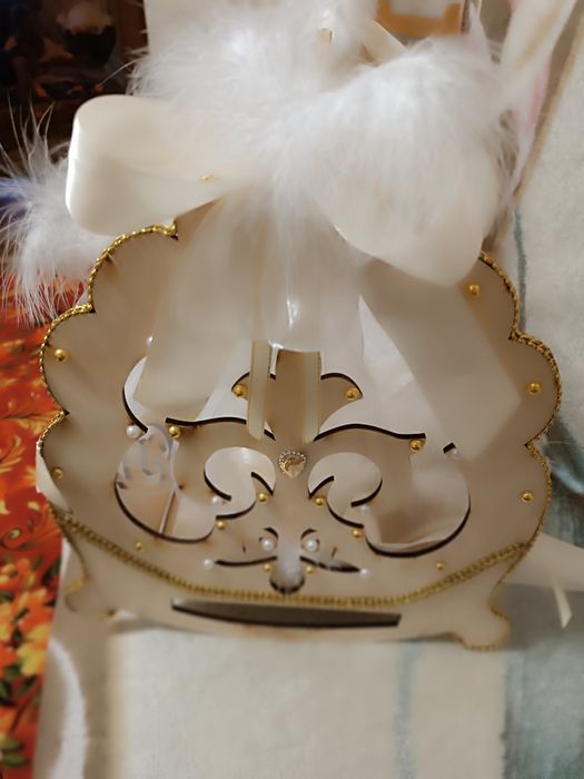 Бесик декоративный