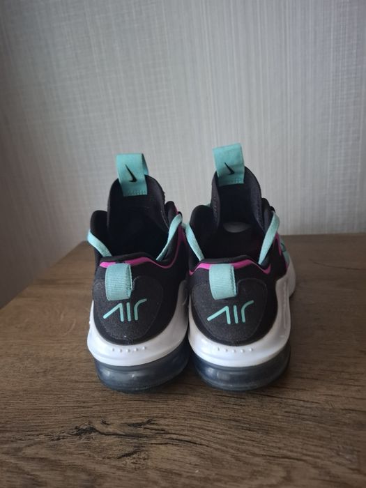 Nike air max маратонки 39 номер.