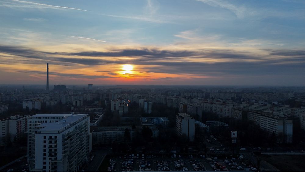 Ofer serivicii de filmare/foto cu drona 4k cu DJI AIR 3 si Dji Avata