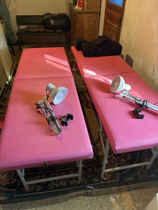 продам по 5000 срочно тумбочка,помошник