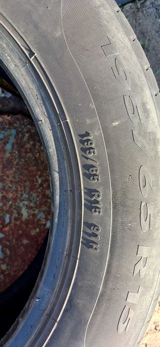 Продам шины летние Pirelli 195/65 R 15