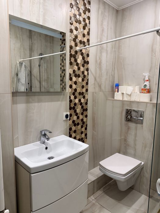 Ofer spre inchiriere apt cu 2 camere complet mobilat in Bragadiru