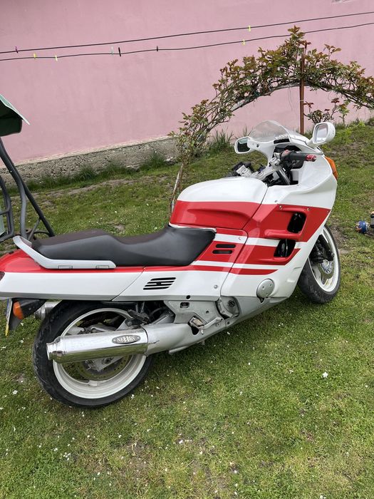Honda CBR 1000F