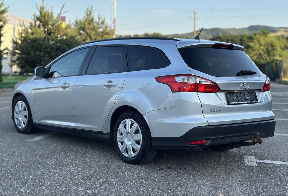FORD Focus 2012 — imagine 3