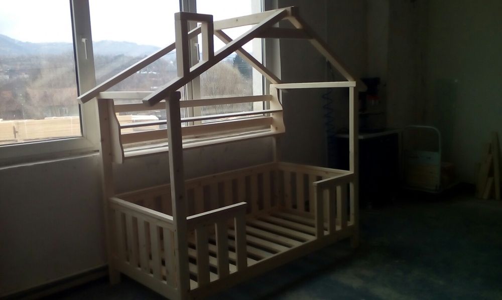 TRANSPORT GRATUIT.Pat căsuța cod 302