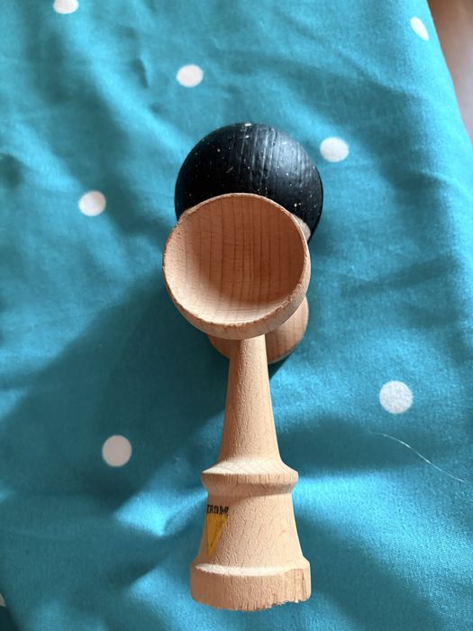 Kendama Revo Clear White splatters