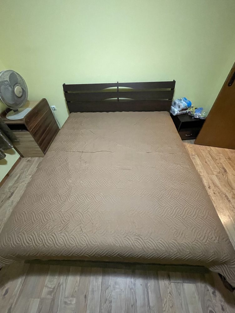 Легло + матрак гр. Варна Електрон • OLX.bg