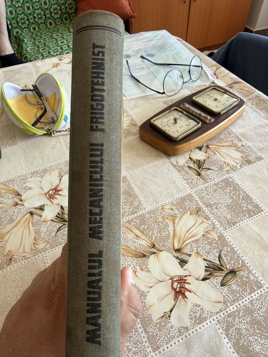Manualul mecanicului frigotehnist 1962