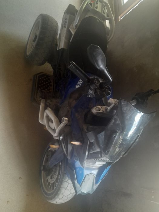 Detski Mototskil zaryadni