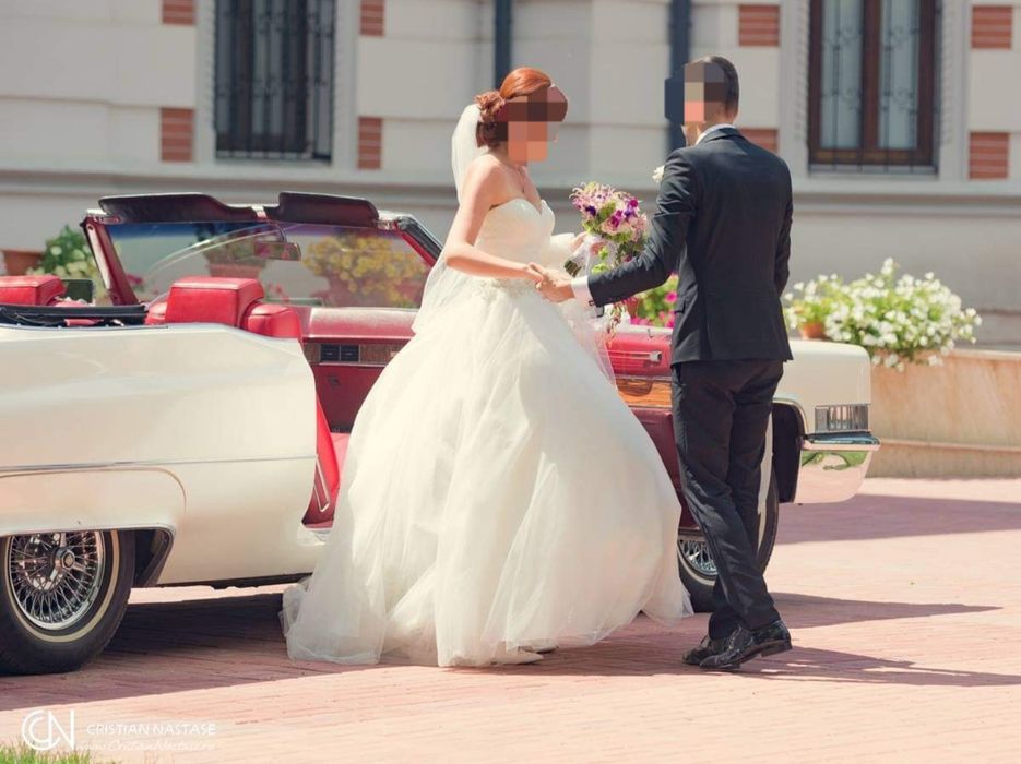 Rochie mireasa cu elemente Swarovski trena si voal lung de 3m