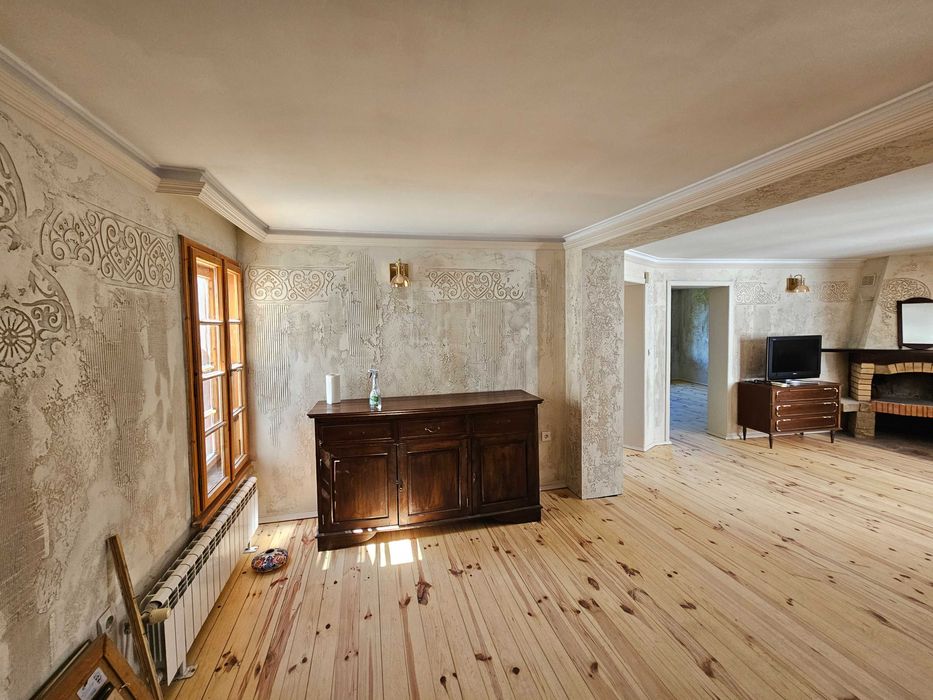 Продава се Къща в Велико Търново, Център - 160 кв.м за 1594 €/кв.м - Снимка #2