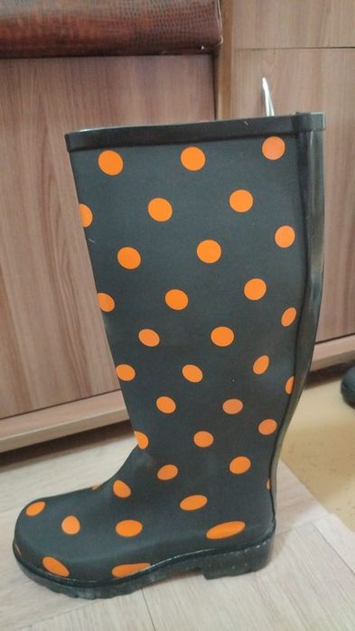 Резиновые сапоги
