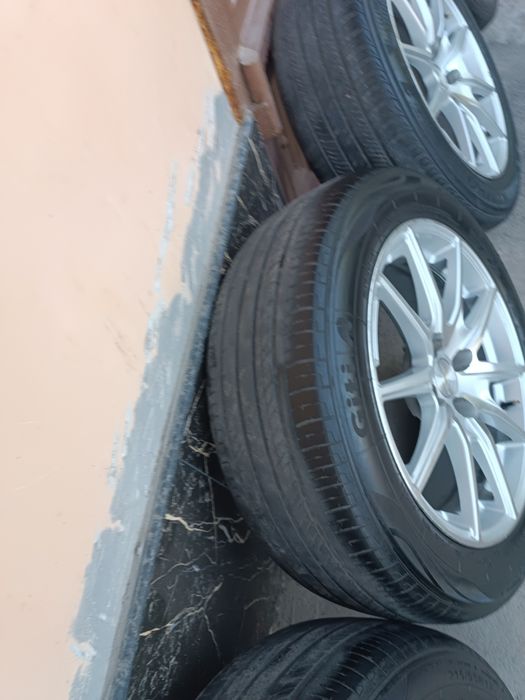 Cobalt Saka Diska Balon 215 55 R17 Holati yaxshi