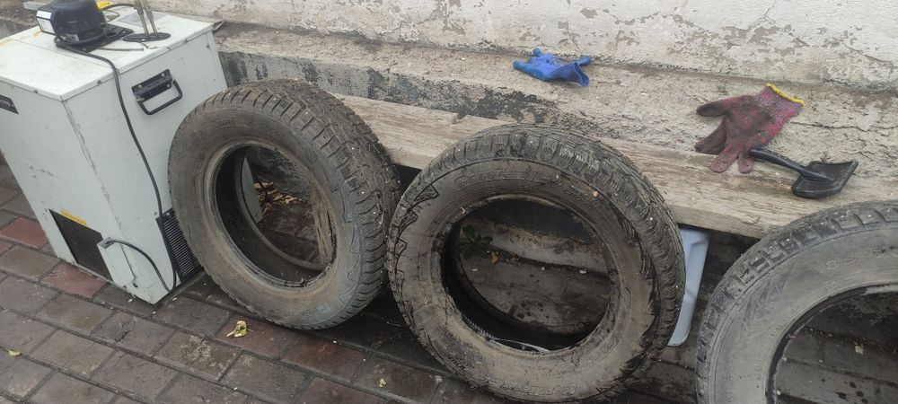 Продаю хорошую резину 14
