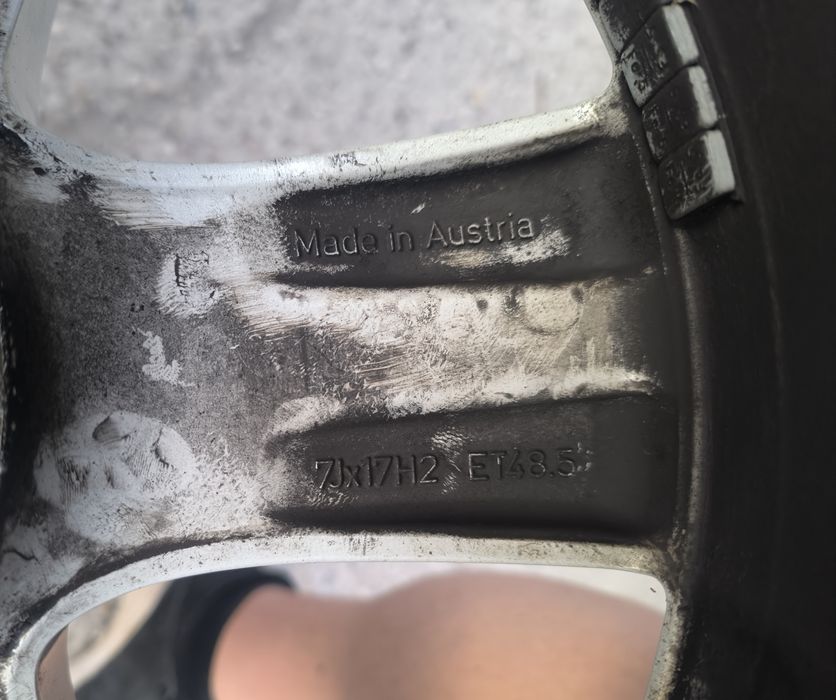 17 цола джанти със зимни гуми за Mercedes W205