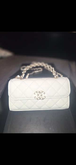 Нова Чанта Chanel