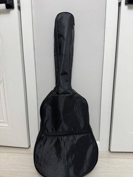 Акустическая Гитара