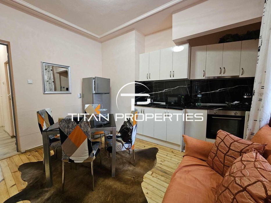 Дава се под наем Двустаен апартамент в Варна, Гръцка махала - 60 кв.м за 500 € - Снимка #1