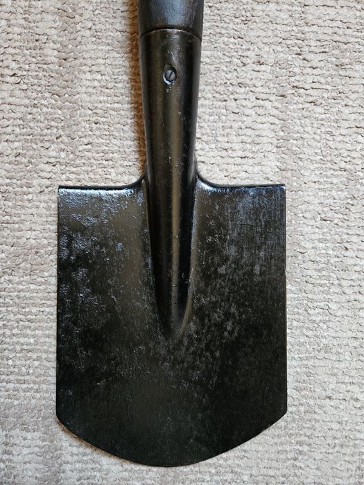 Lopata tip Lineman ( anii 70)